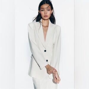 NWT Zara Elegant and Fitted White Women's Blazer XS​​​